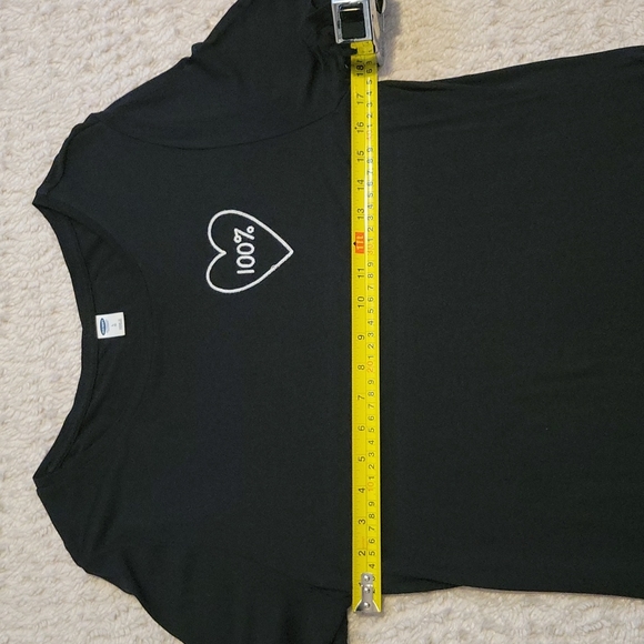 OLD NAVY~ T-SHIRT, L, Black & Heart Graphic - Picture 3 of 5